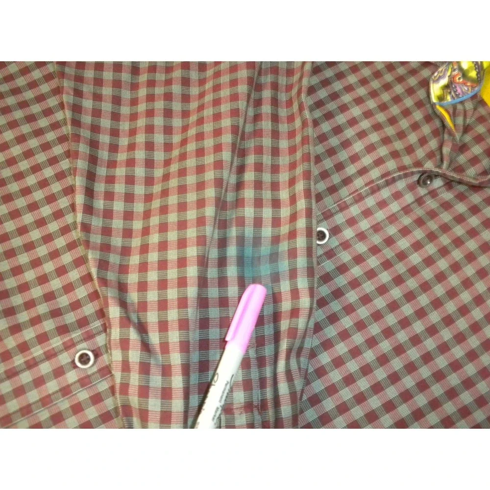 Robert Graham Shirt Mens XL Maroon Gray Check Button Up Contrast Flip Cuff Stain - Picture 13 of 16